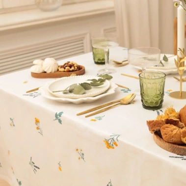 Скатерть Этель "Полевые цветочки" 146х220+/-2см, рогожка 176 г/м2, 100% хл 10783211 - Сима-ленд - фото в интернет-магазине Арктика