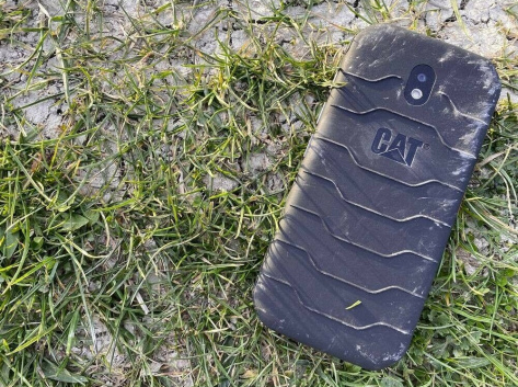 Мобильный телефон Caterpillar CAT S42H+ Black - фото в интернет-магазине Арктика
