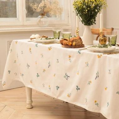Скатерть Этель "Полевые цветочки" 146х220+/-2см, рогожка 176 г/м2, 100% хл 10783211 - Сима-ленд - фото в интернет-магазине Арктика