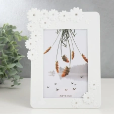 Фоторамка 10х15 см "Незабудки" белая 20х15 см 7485024 - Сима-ленд - каталог товаров магазина Арктика