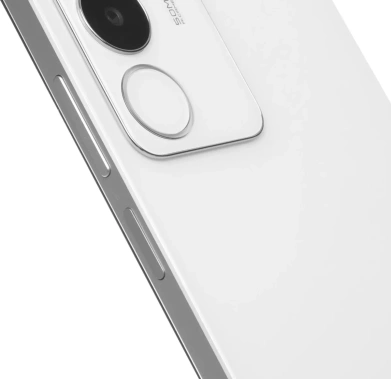 Мобильный телефон Realme P3 Lite 4+128Gb White (RMX5300) - фото в интернет-магазине Арктика