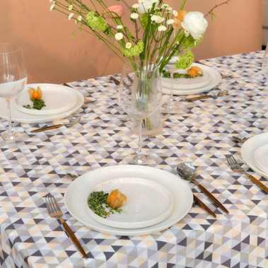 Скатерть "Этель" Треугольники 9596582 149*180 см - Сима-ленд - фото в интернет-магазине Арктика