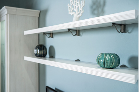 Гостиная "Кантри" (КА-024.03) полка (Блан-Шене) - Ангстрем - фото в интернет-магазине Арктика