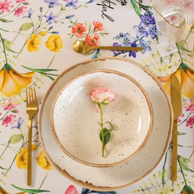 Скатерть Доляна "Make all things beautiful" 145х300 см, 100% п/э 10389121 - Сима-ленд - фото в интернет-магазине Арктика